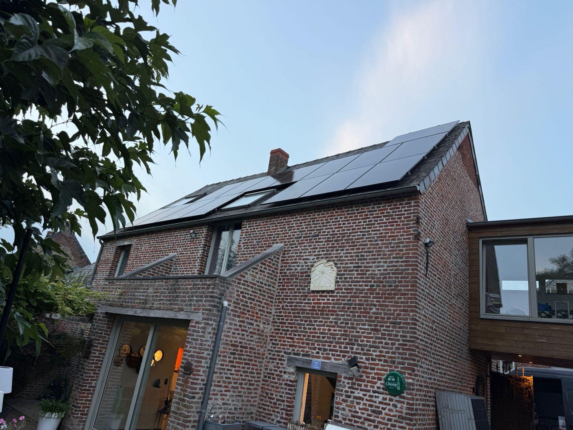 Réalisation panneaux solaires 9 — installation par un artisan certifié en Belgique